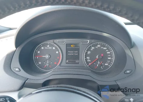 2018 Audi Q3 2.0T Premium/2.0T Sport Premium из США, поврежденный, VIN WA1BCCFS4JR001735